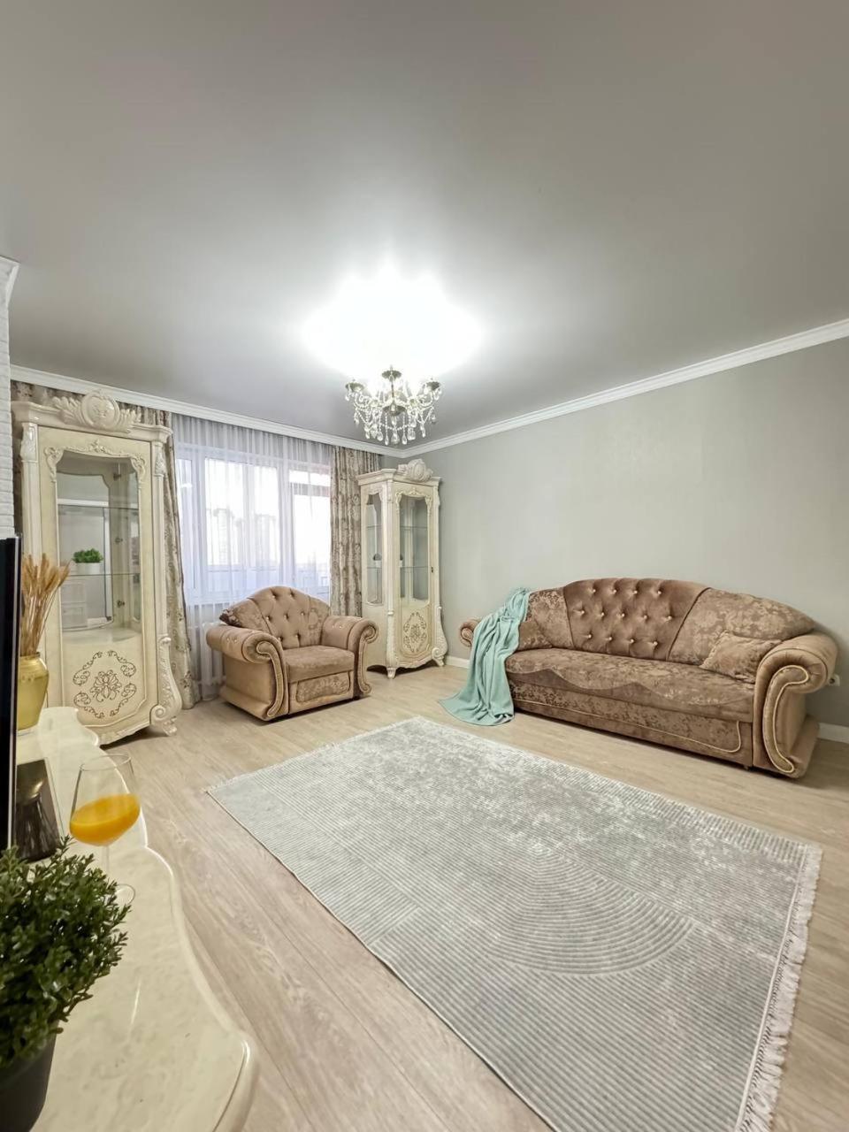 Сарыарка, 31 Apartman Karagandi Kültér fotó