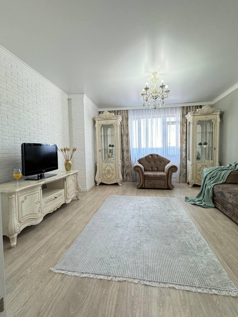 Сарыарка, 31 Apartman Karagandi Kültér fotó
