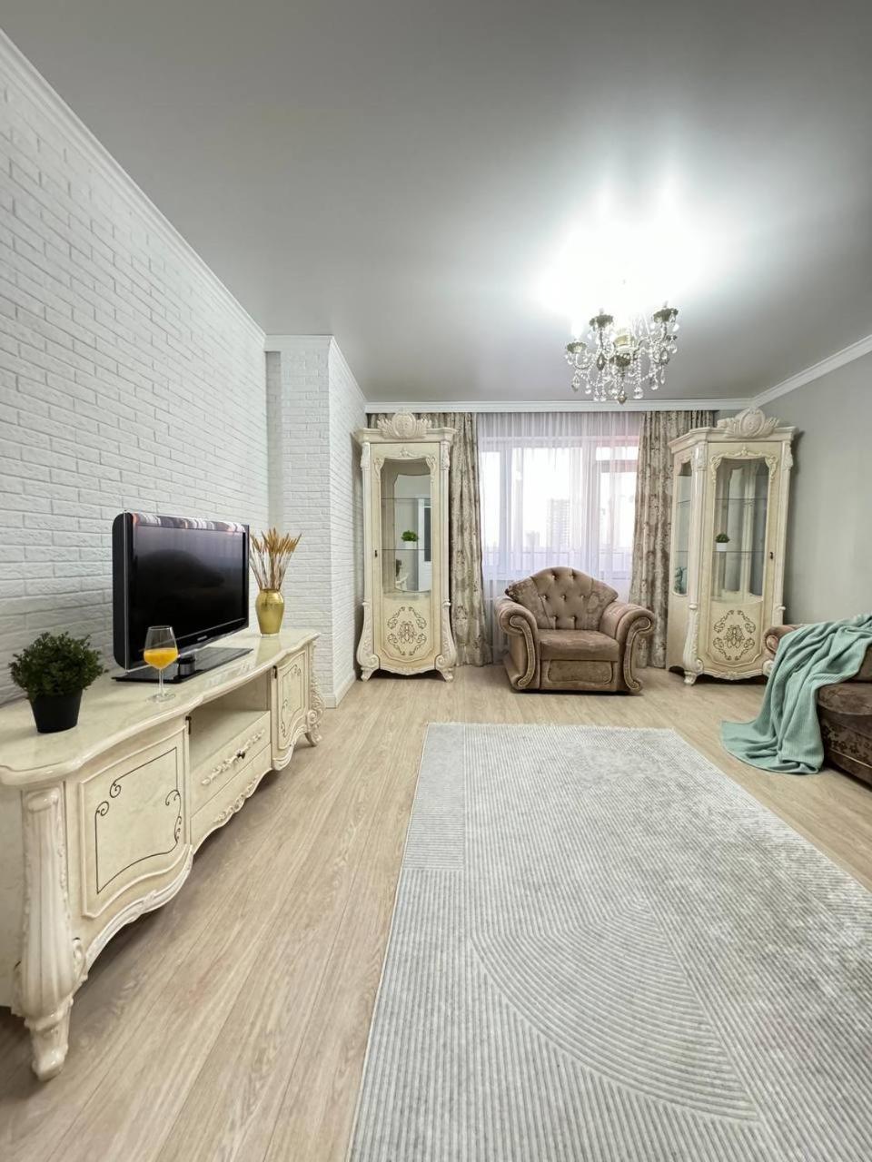 Сарыарка, 31 Apartman Karagandi Kültér fotó