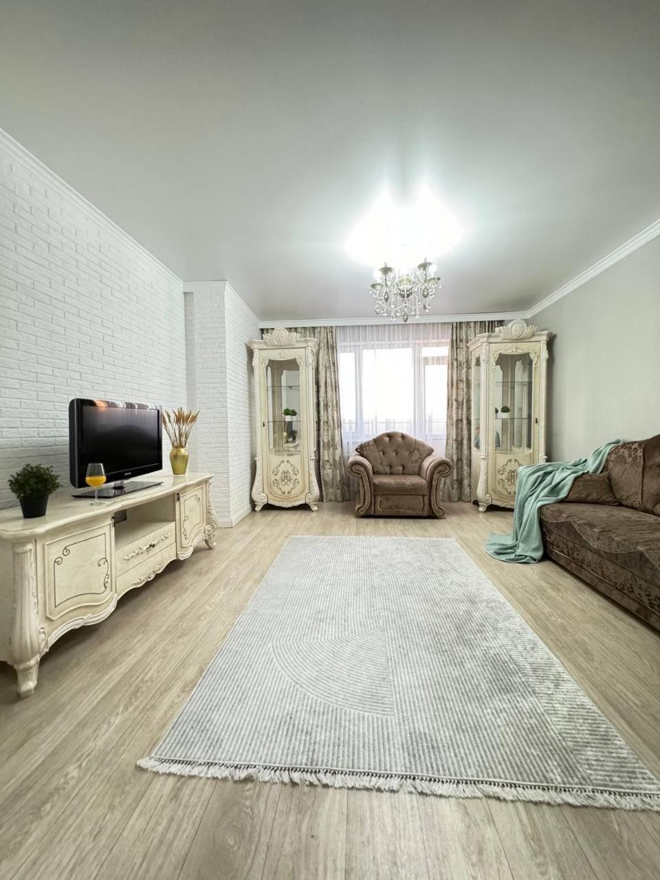 Сарыарка, 31 Apartman Karagandi Kültér fotó