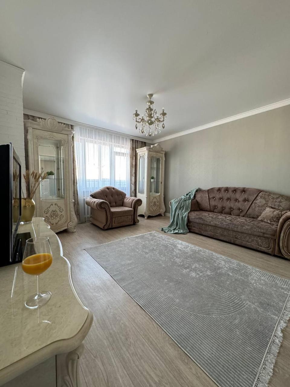 Сарыарка, 31 Apartman Karagandi Kültér fotó